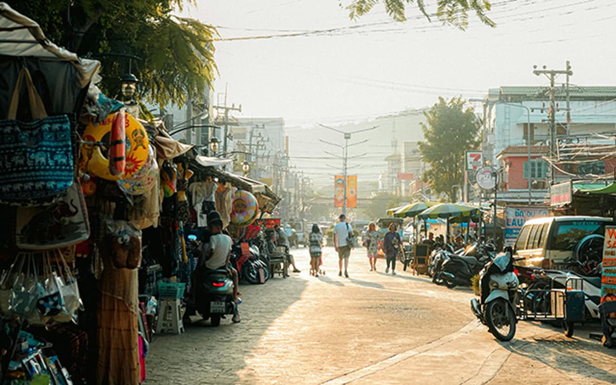 Thai Hoteliers Forecast Flat 2026 Foreign Arrivals, Cite Safety Concerns