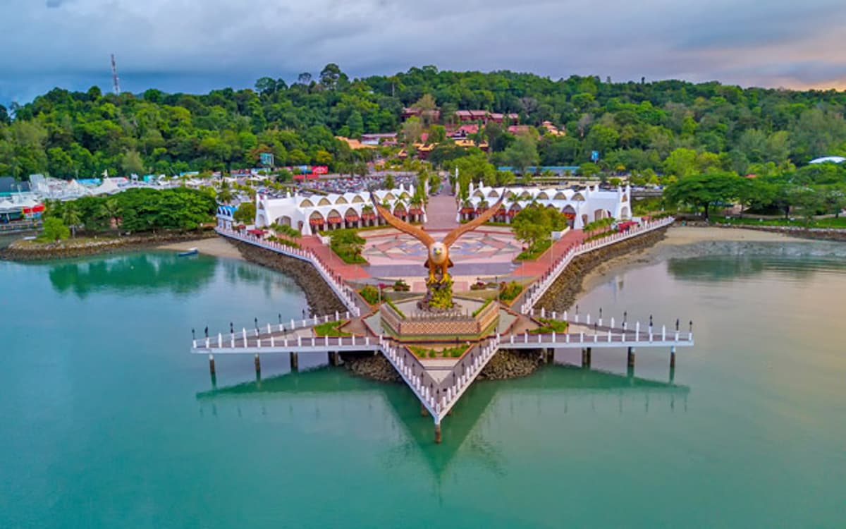 Malaysia Reviews Plan to Restore Langkawi Duty-Free Status