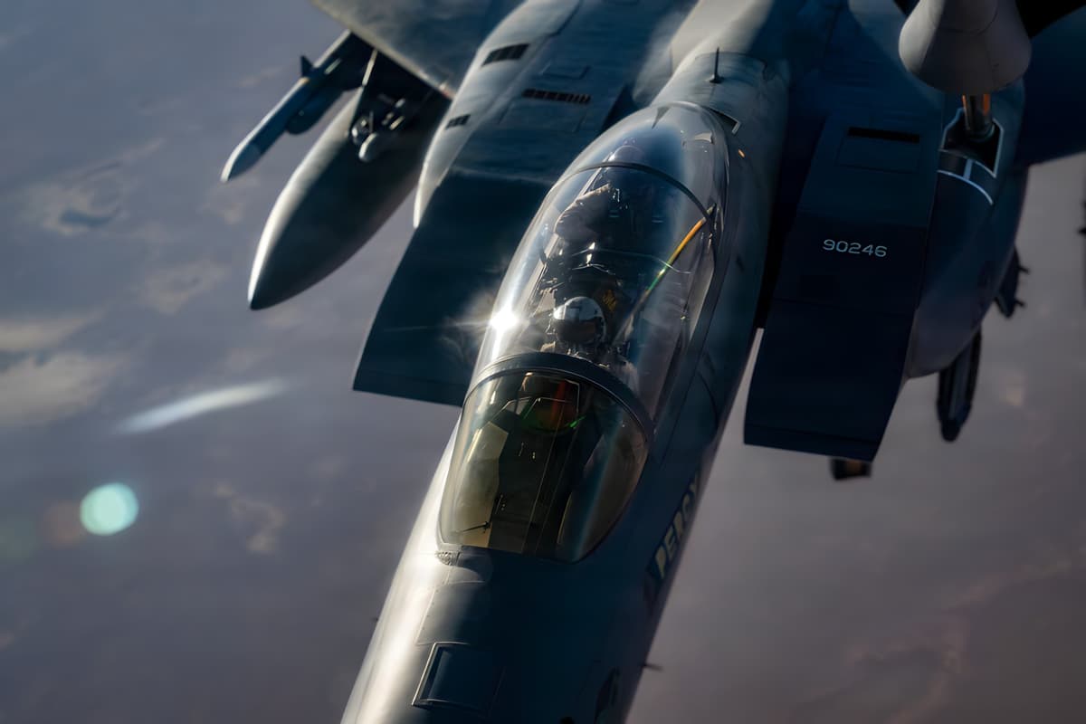 American F-15 Jet Comes Down over Kuwait