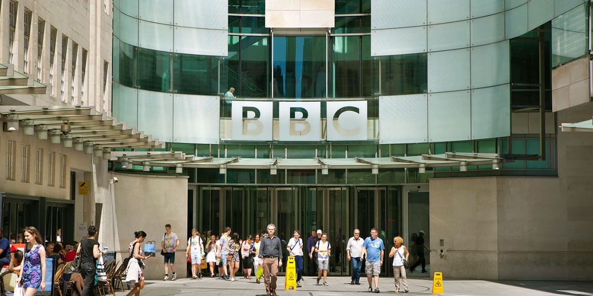 Week in Review: BBC Mulls Opening Up iPlayer to Other PSBs, Video Leads Digital Ad Growth in the UK, and...