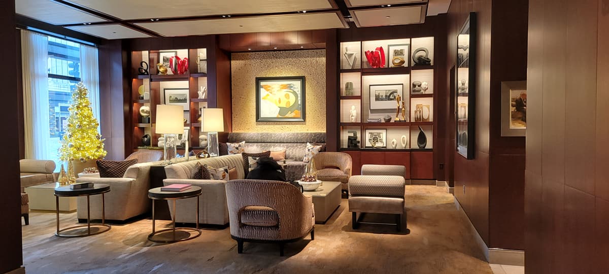 [LAST DAY] Hyatt Business Card Record 80,000 Points — The Fastest Way To Spend Toward Status