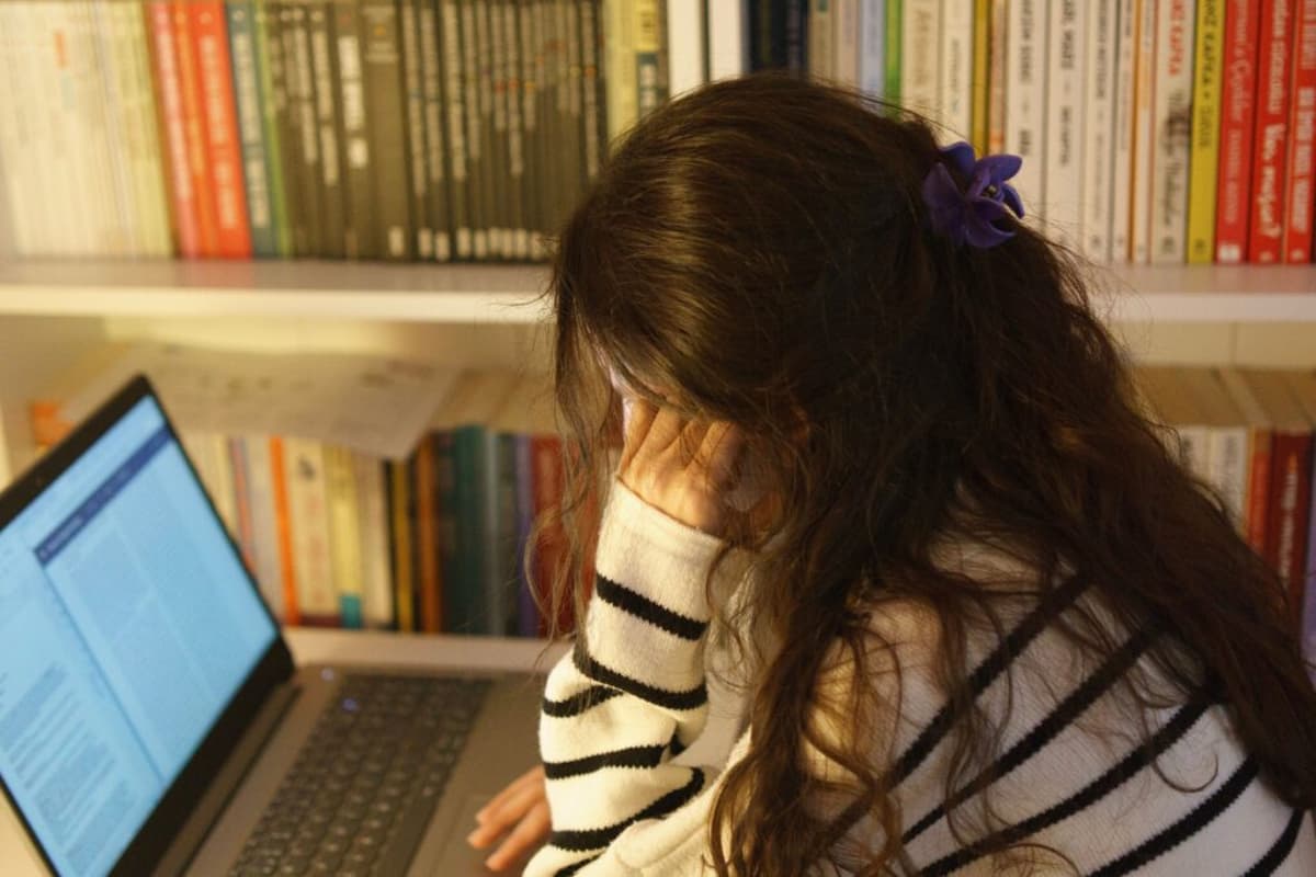 Students Aren’t Just Learning With AI—They’re Leaning on It