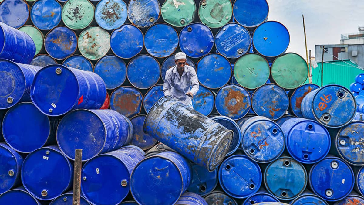 The World Needs an Oil Buyers’ Club