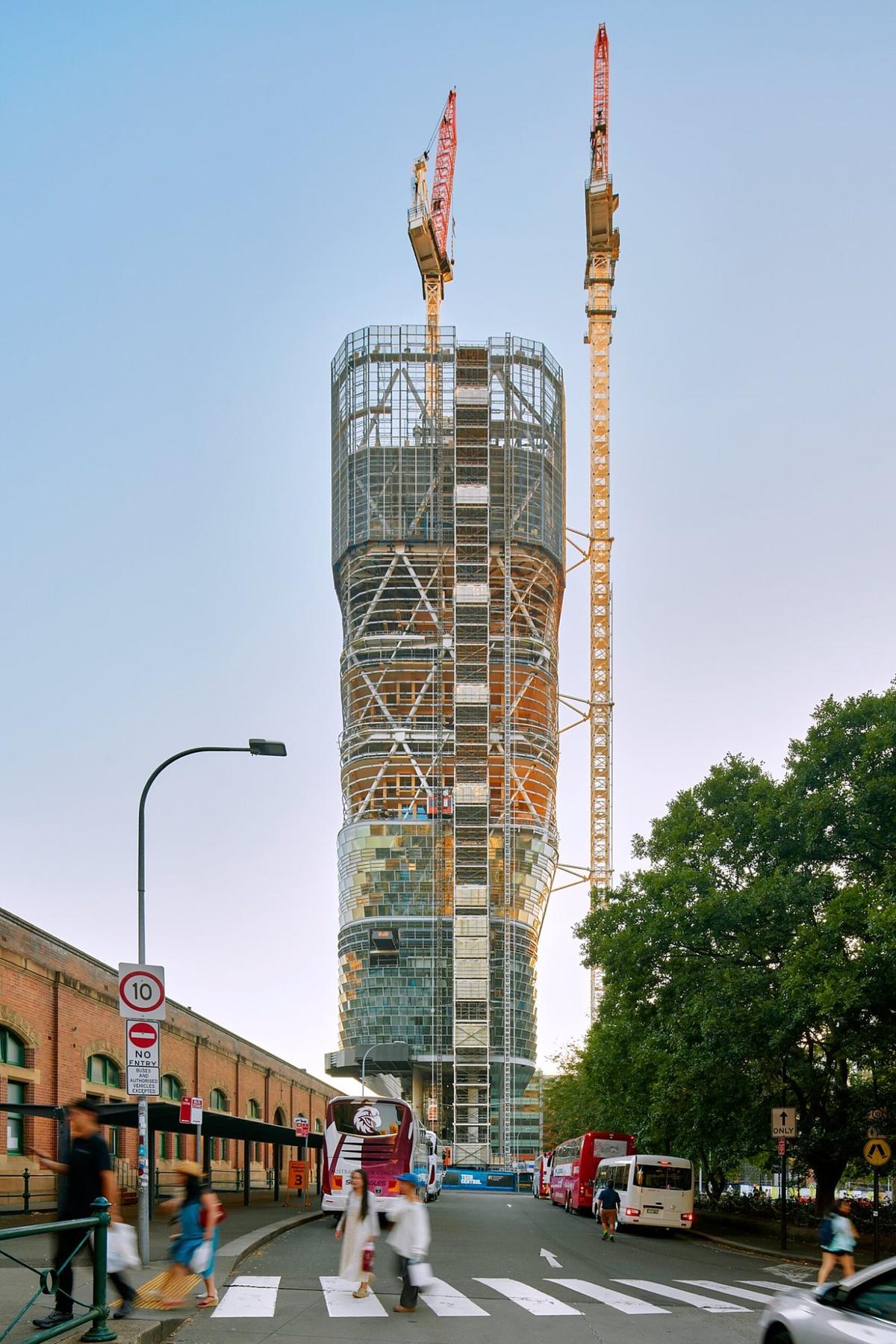 Atlassian Races Past Ascent — World’s Tallest Plyscraper Towers Over Sydney