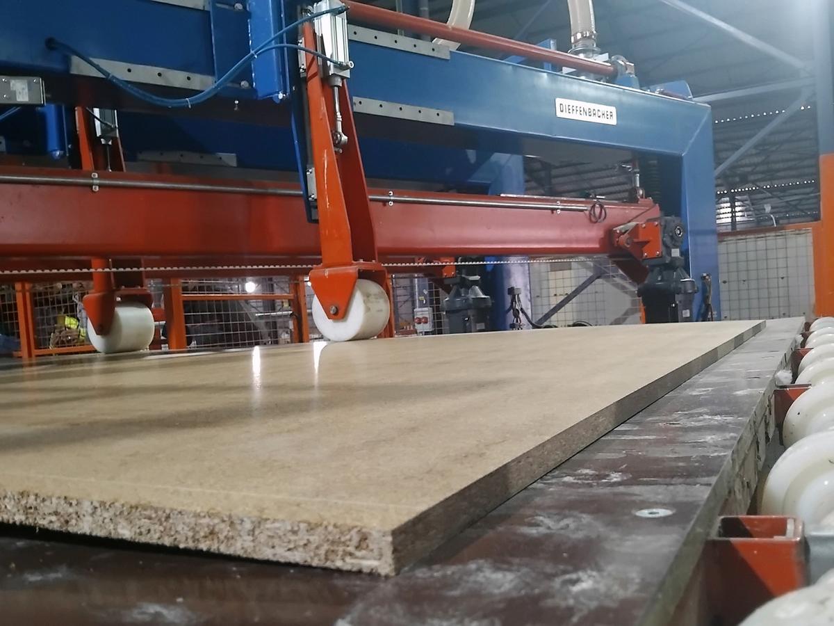 Inside Algeria’s First Continuous Particleboard Plant