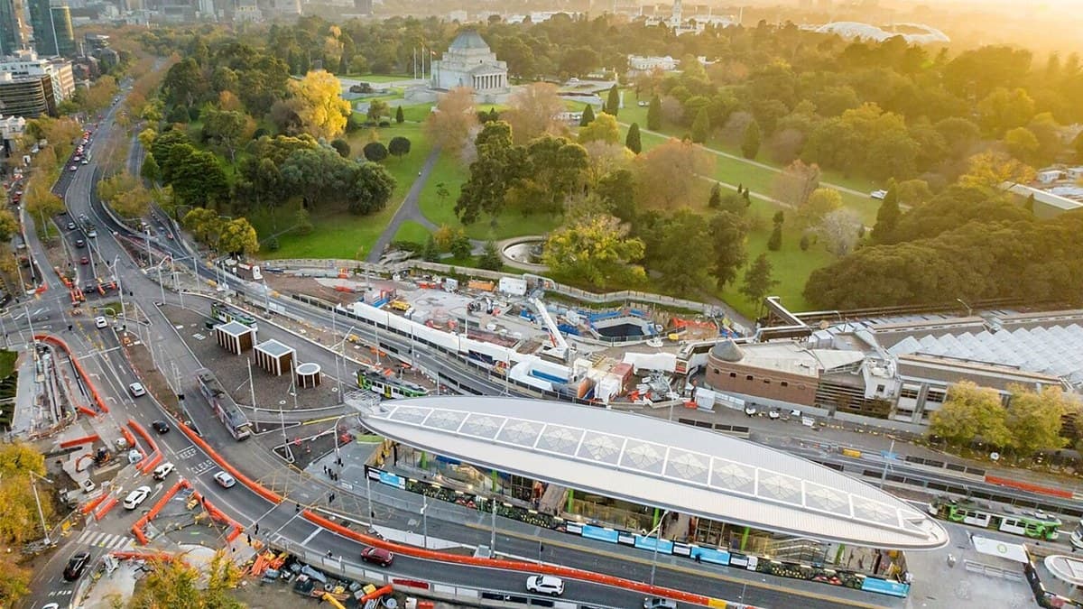 84-Metre Glulam Roof Tops Anzac Station — Melbourne’s First Train-Tram Hub