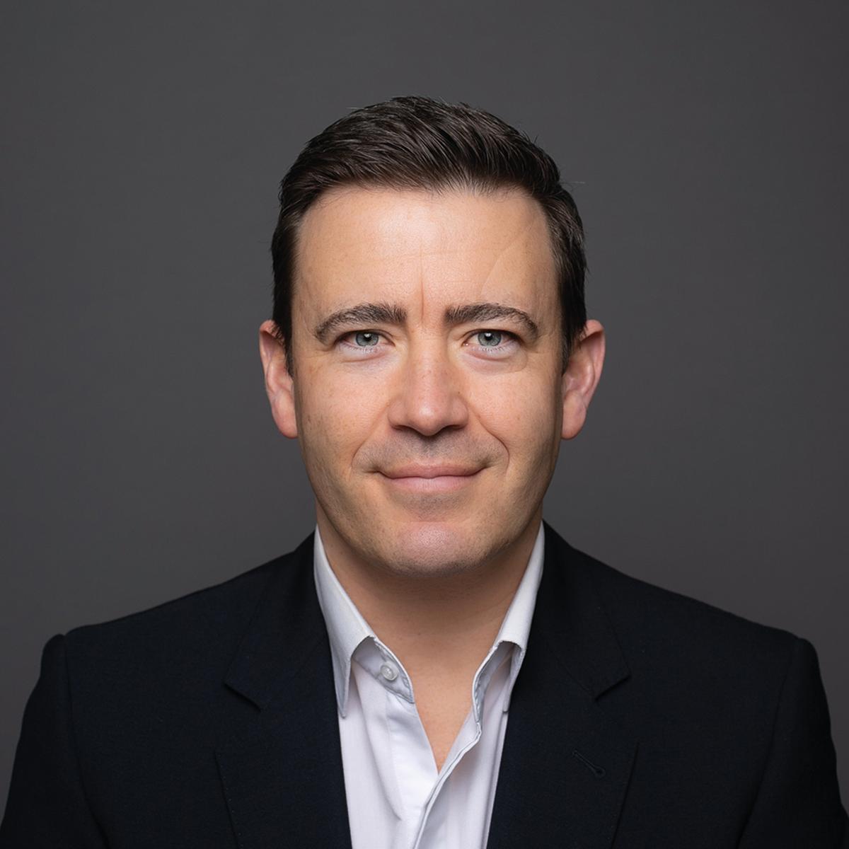 Foxtons Sales Drop 35% Amid Slowdown in Challenging Market