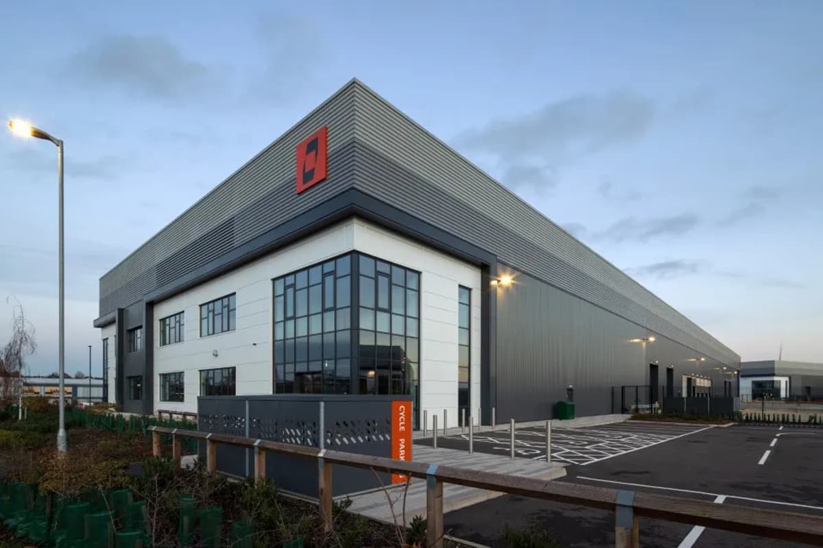 Korean Beauty Firm Choses Indurent Park Derby for National Distribution Hub