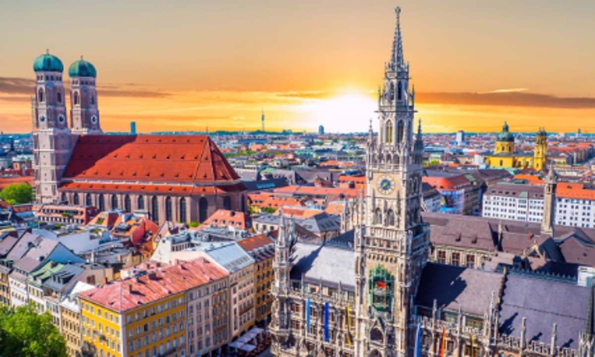 Weil Hits Latham, White & Case for Senior Antitrust Duo as German Buildout Continues
