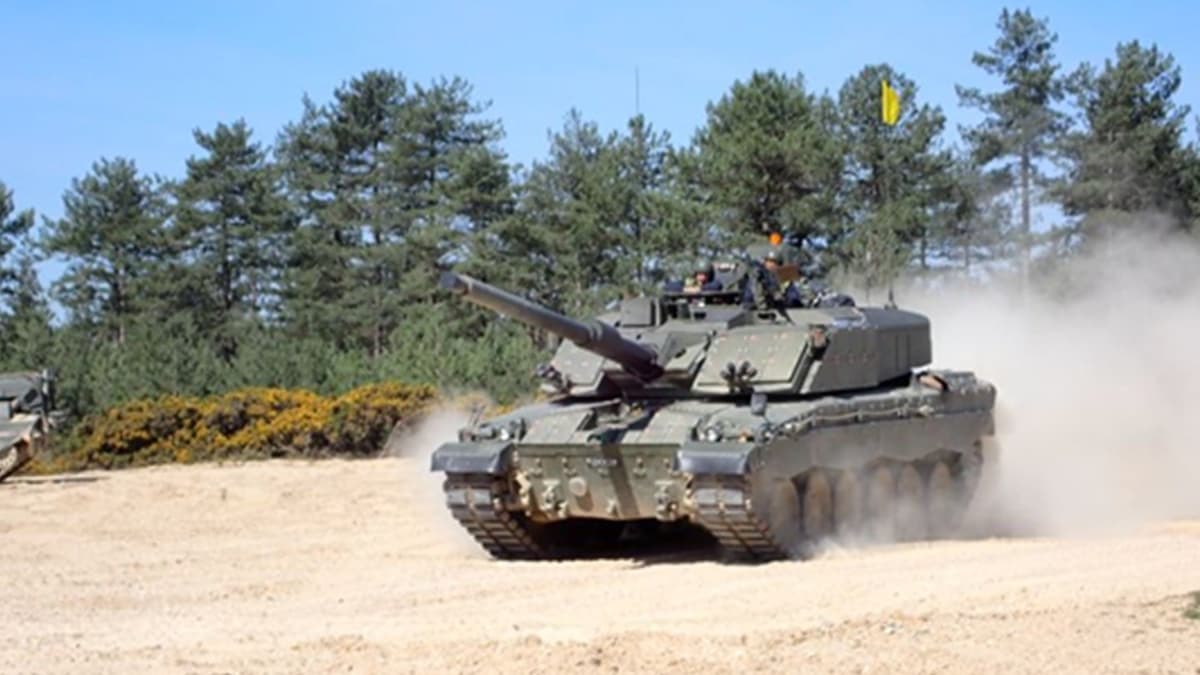 British Army’s Challenger 3 Continues Pre-Trials Testing