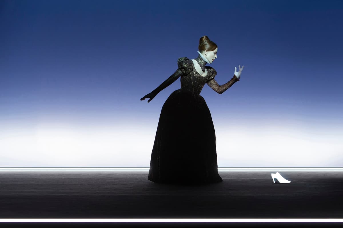 Mary Said What She Said Review: A Stunning Solo Act