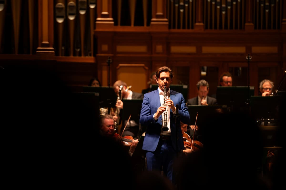 In the Quiet Review: Adelaide Symphony Orchestra Premieres a Superb Concerto