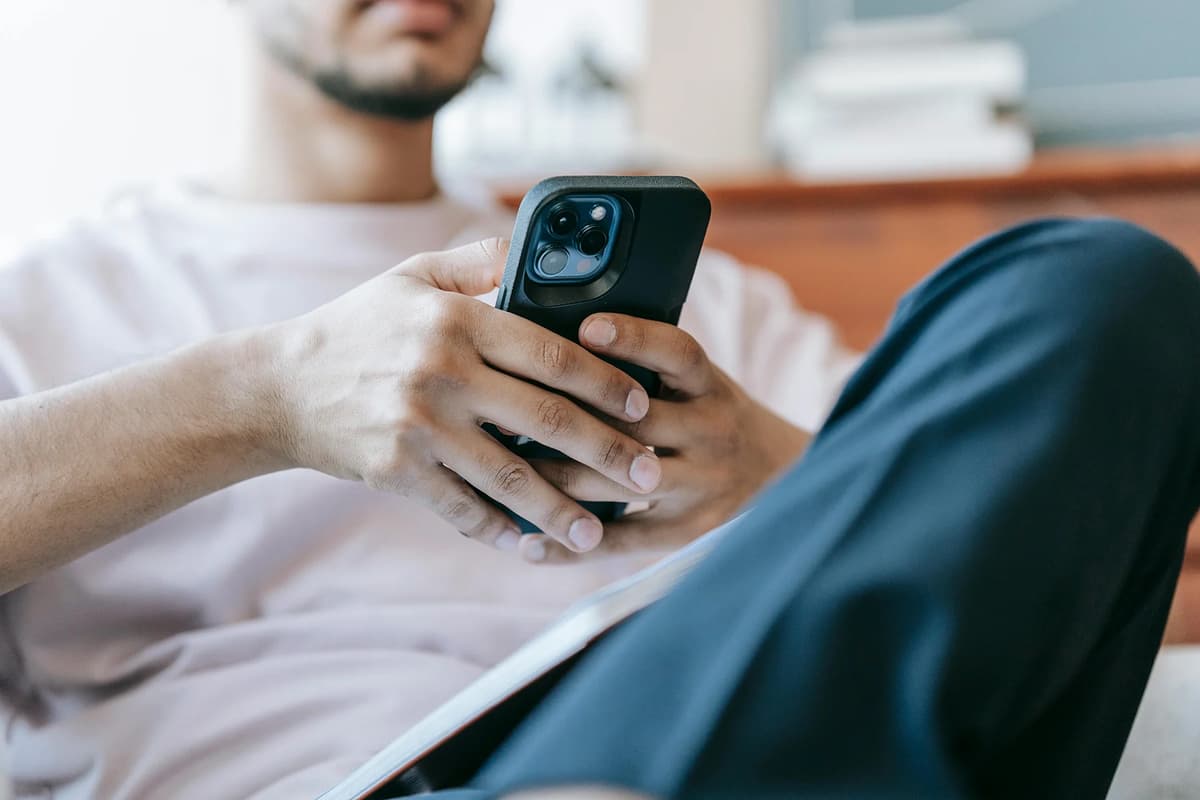 How India Shops Online: The Forces Shaping India’s E-Retail Market