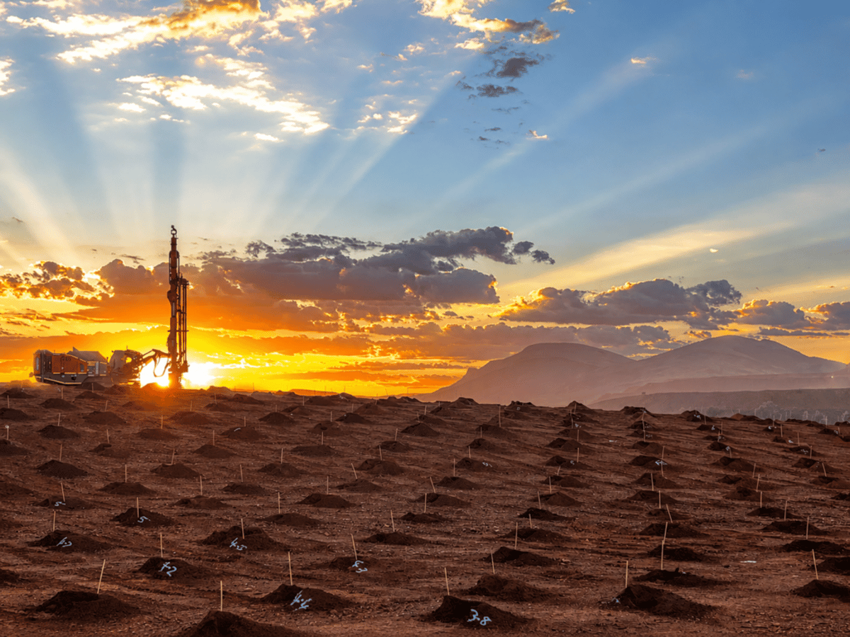 Sandvik, Rio Tinto Team up on Open‑pit Autonomous Drilling