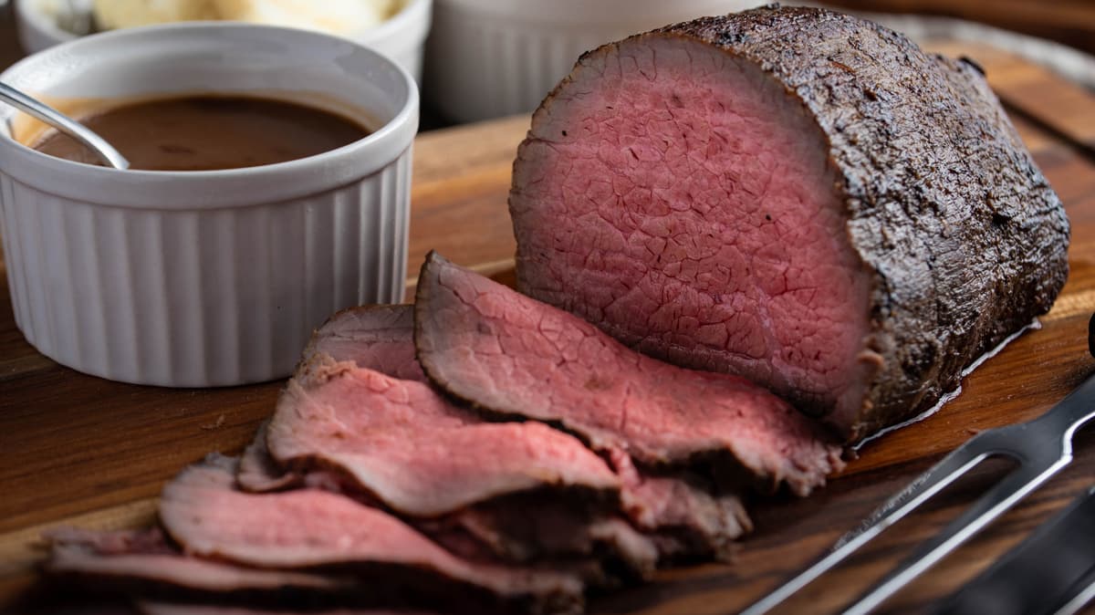 If You Want Easily Sliceable Pot Roast, Start With This Cut Of Beef