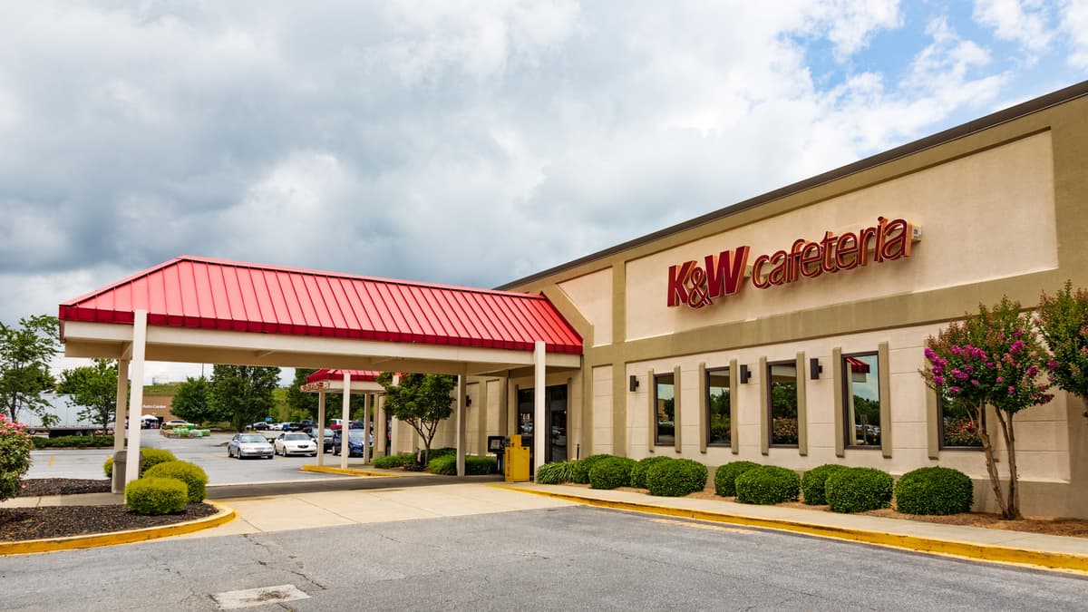Cafeterias Were Once A Southern Staple For Families And Communities. What Happened To Them?