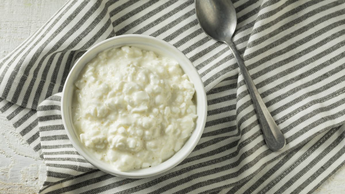 Make 2-Ingredient Cauliflower 'Tater Tots' With A Tub Of Cottage Cheese