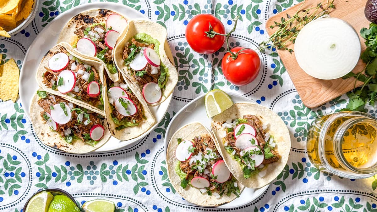 Slow Cooker Barbacoa Tacos Recipe