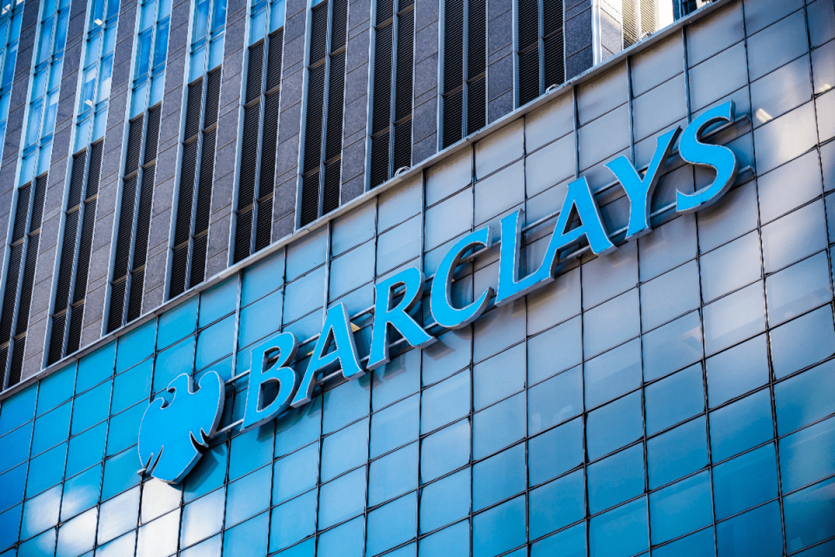 Barclays and Lloyds Shares Sink as Political Storm Puts Banks in Tax Sights