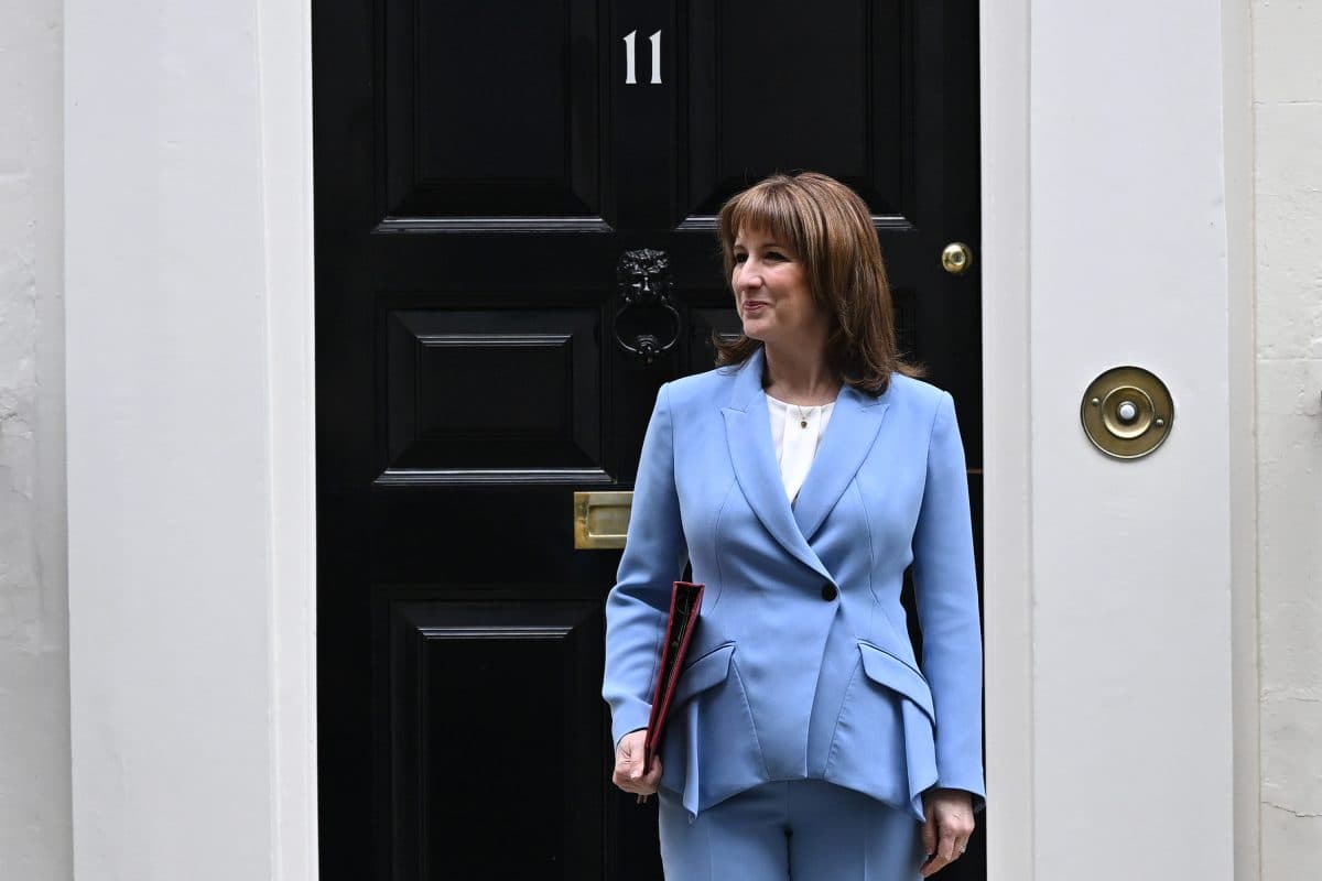 Government to Step up Support for Businesses Affected by Iran War