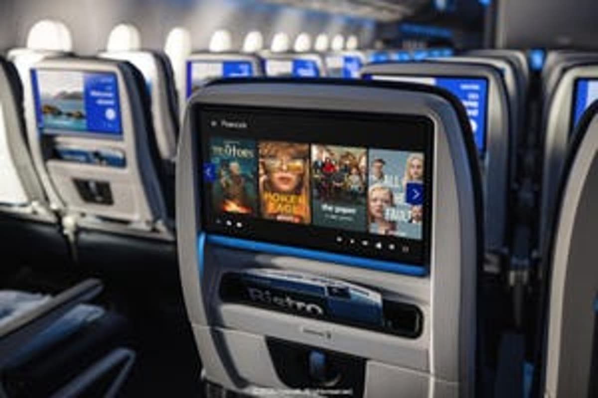 You Can Stream Certain Peacock Shows for Free on United Airlines Now
