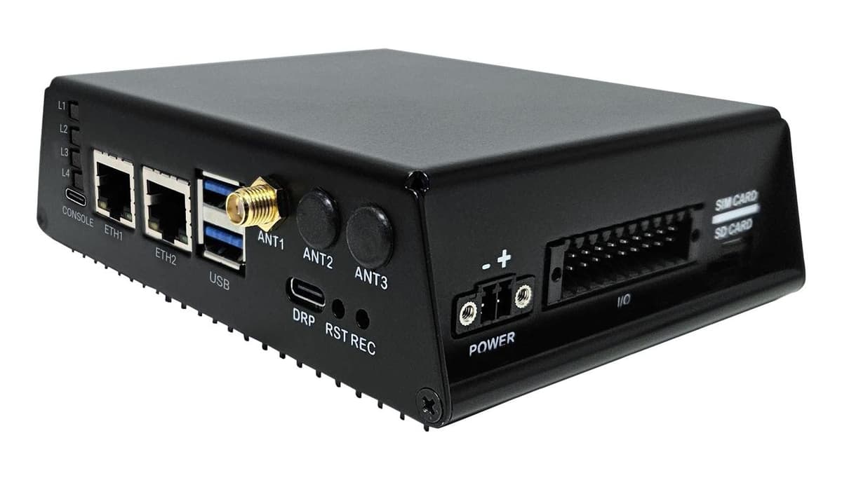 Toradex Zinnia Linux IoT Gateway Offers Dual GbE, WiFi 5, 4G LTE, I/Os, and Simplified Software Deployment
