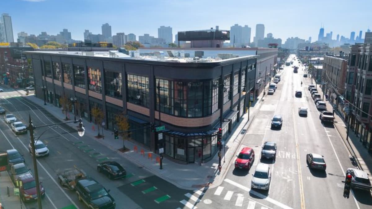 Hubbard Street Group Secures Lease with Whole Foods Market in East Lakeview