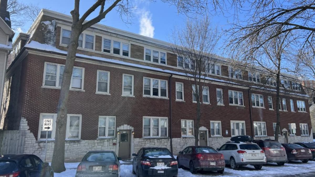 Marcus & Millichap Arranges Sale of 40-Unit Milwaukee Multifamily