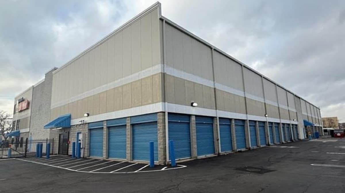 Life Company Loan Retires Debt on Long Island Self-Storage