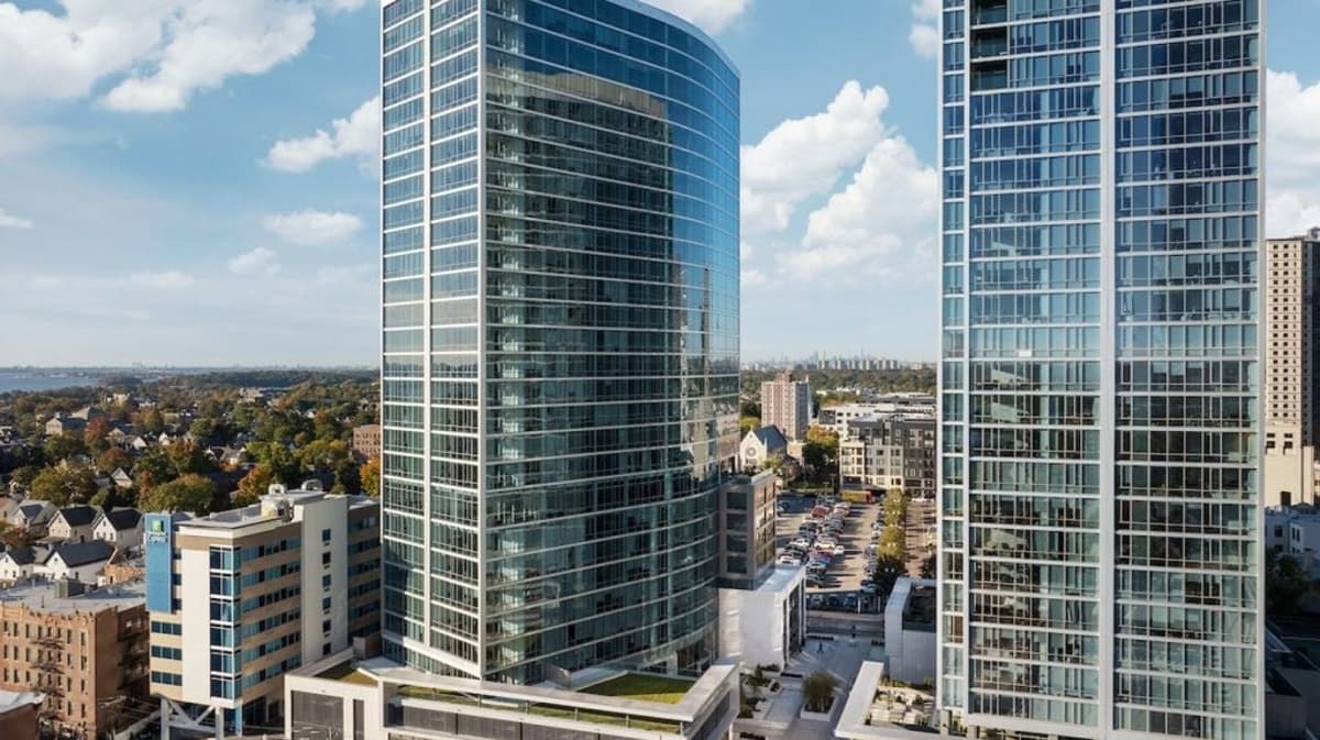 Berkadia Secures $126.4M Loan to Refinance Two Clinton Park Apartments