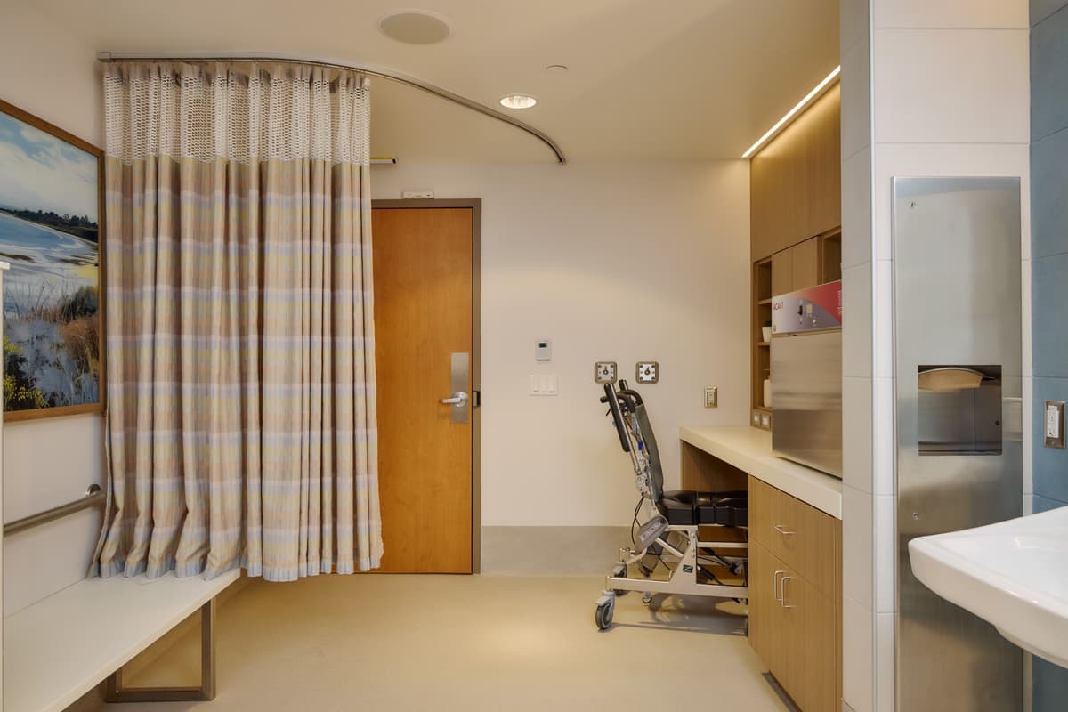 Student Research Helps Dementia-Friendly Renovation