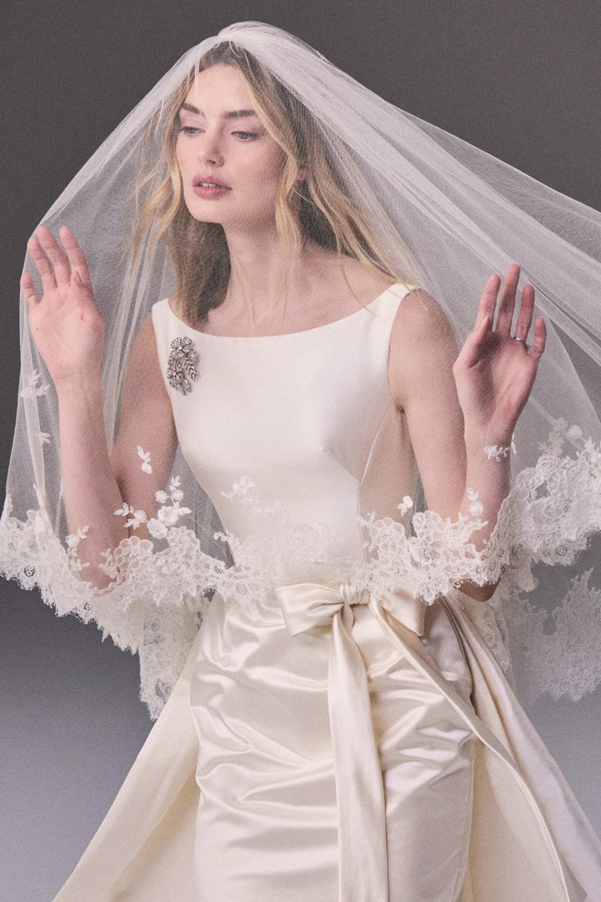 11 Stunning Bridal Hairstyles With Veils For Your Wedding Mood Board