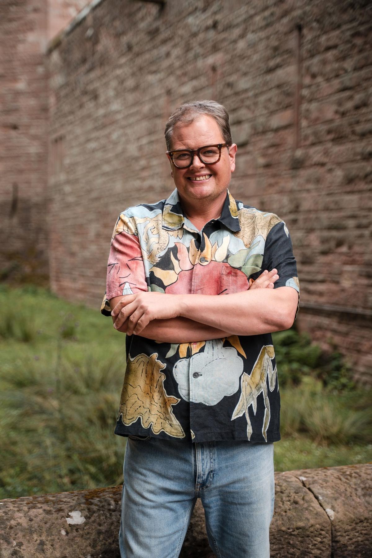 Castle Man: Everything You Need To Know About Alan Carr’s New Design Show