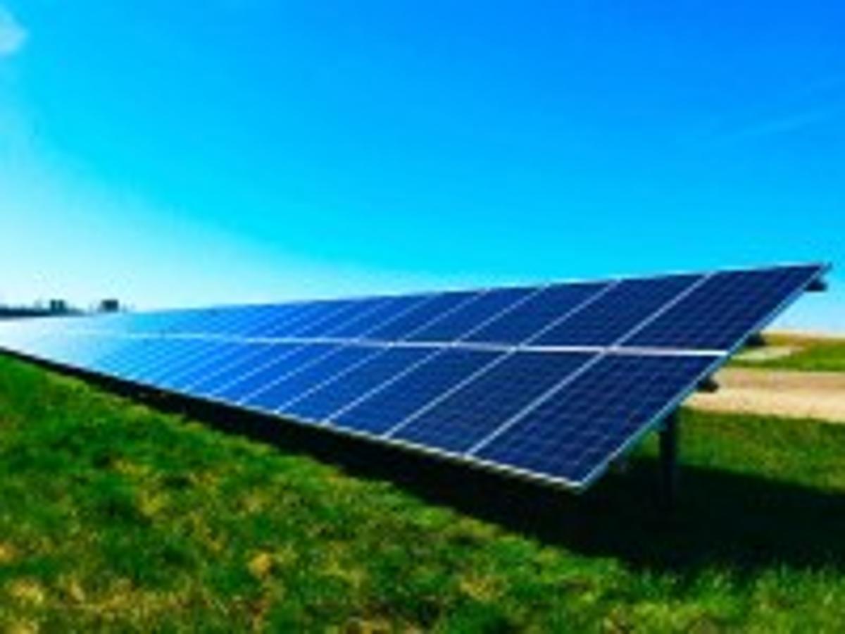 ‘Use It or Lose It’: Solar Advocates Say IRS Is Still Writing Checks for Tax Credits