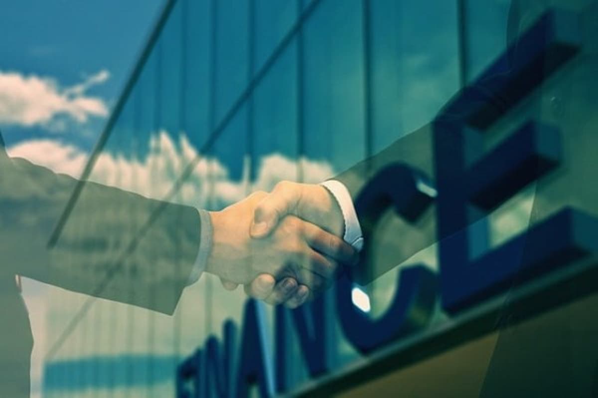 Grainger Secures $675M Banking Facility Extension