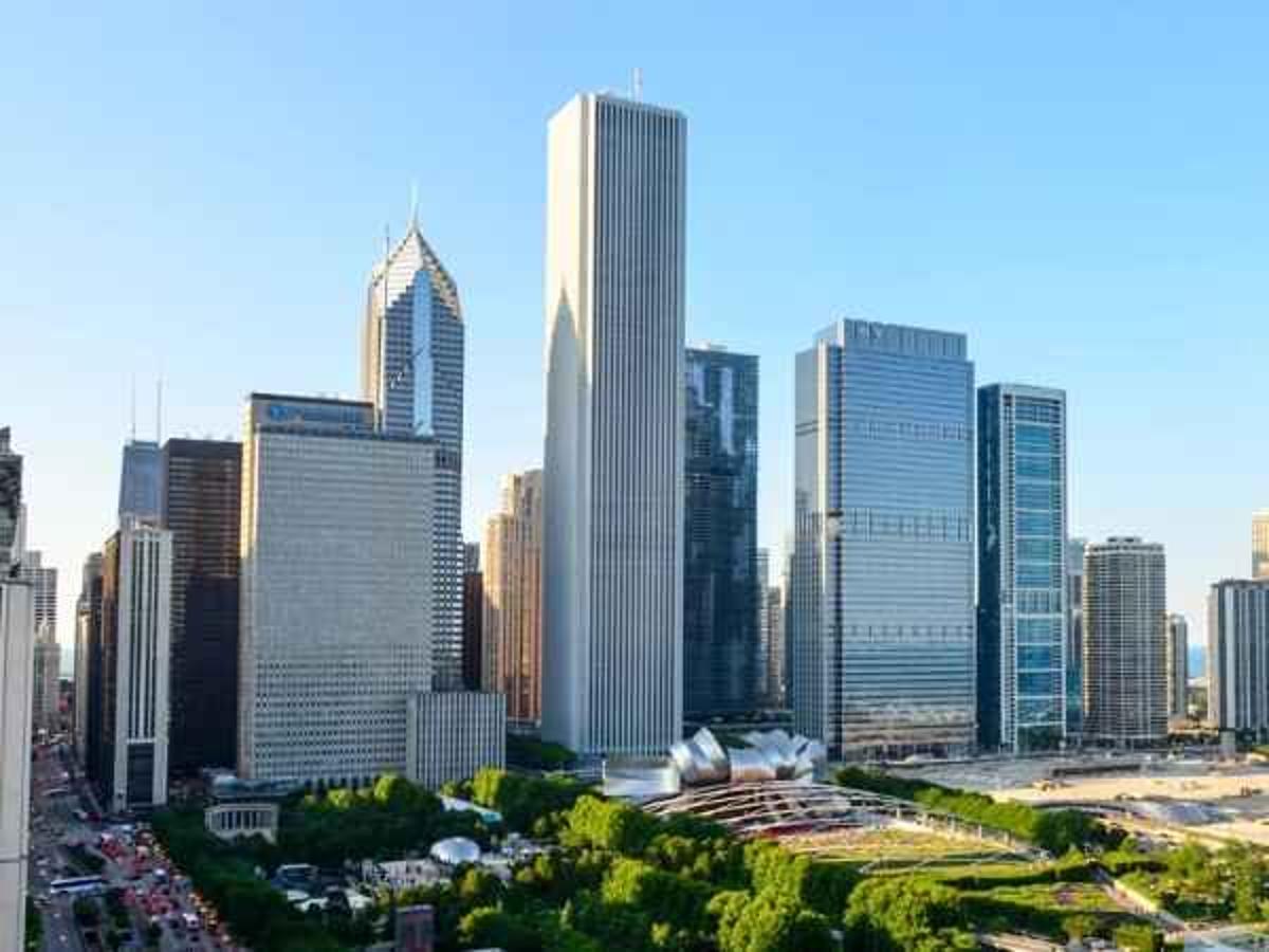 JLL Posts Earnings Surge as Q1 Revenue Rises to $6.4bn