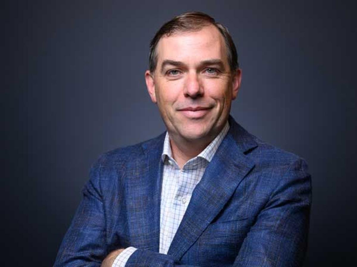 AWS CEO Says AI Not ‘Taking Away Jobs’ As Company Plans 11,000 Software Hires