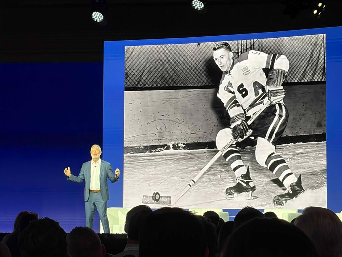 Olympic Goalie Shares Team-Building Lessons