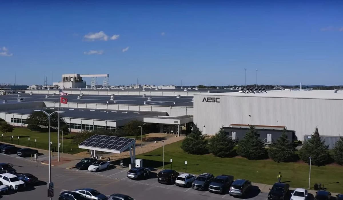 AESC Sells Tennessee Battery Gigafactory to Fixx Energy