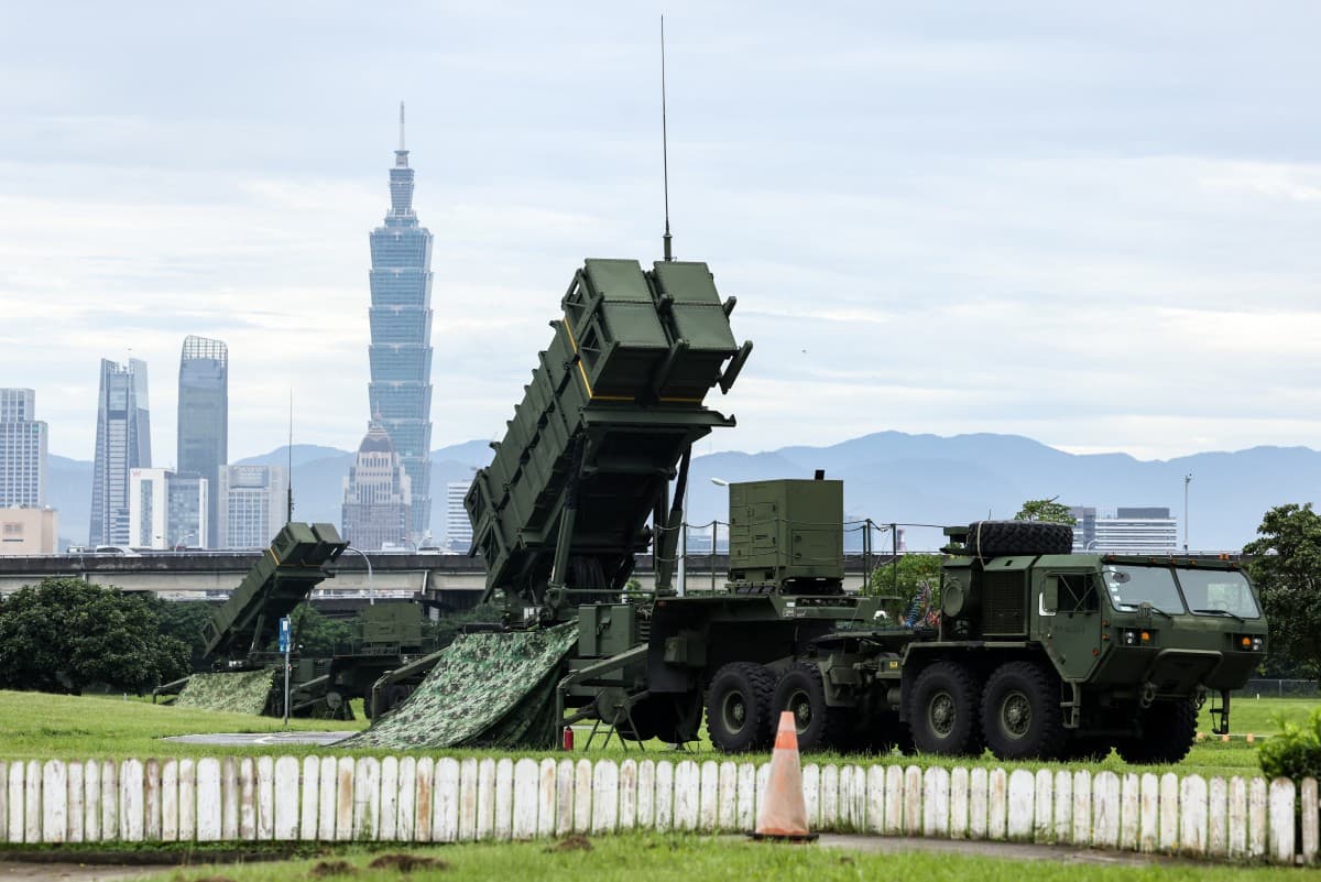 U.S. Pauses $14 Billion Arms Sales to Taiwan to Prioritize Iran War Needs: American Navy Secretary Says