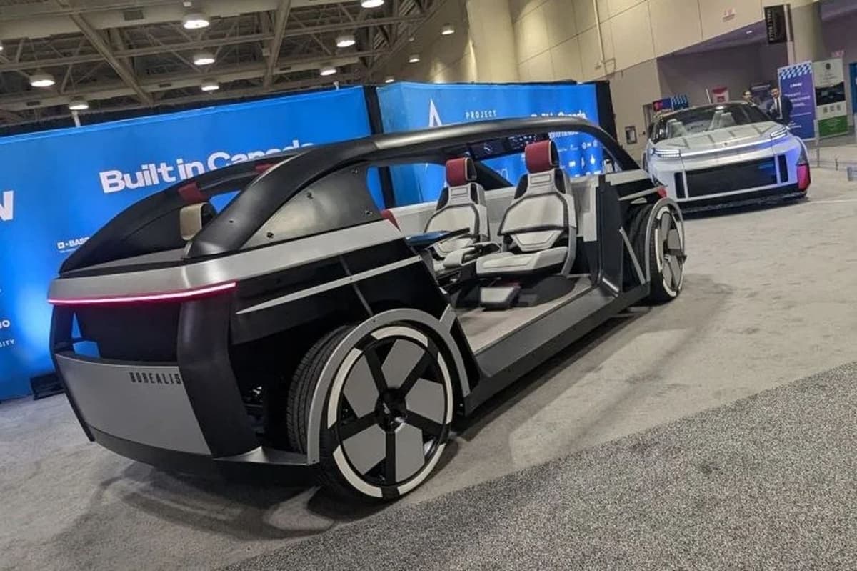 Canadian APMA Unveils Two 3D-Printed Electric SUV Demonstrators Under Project Arrow Initiative