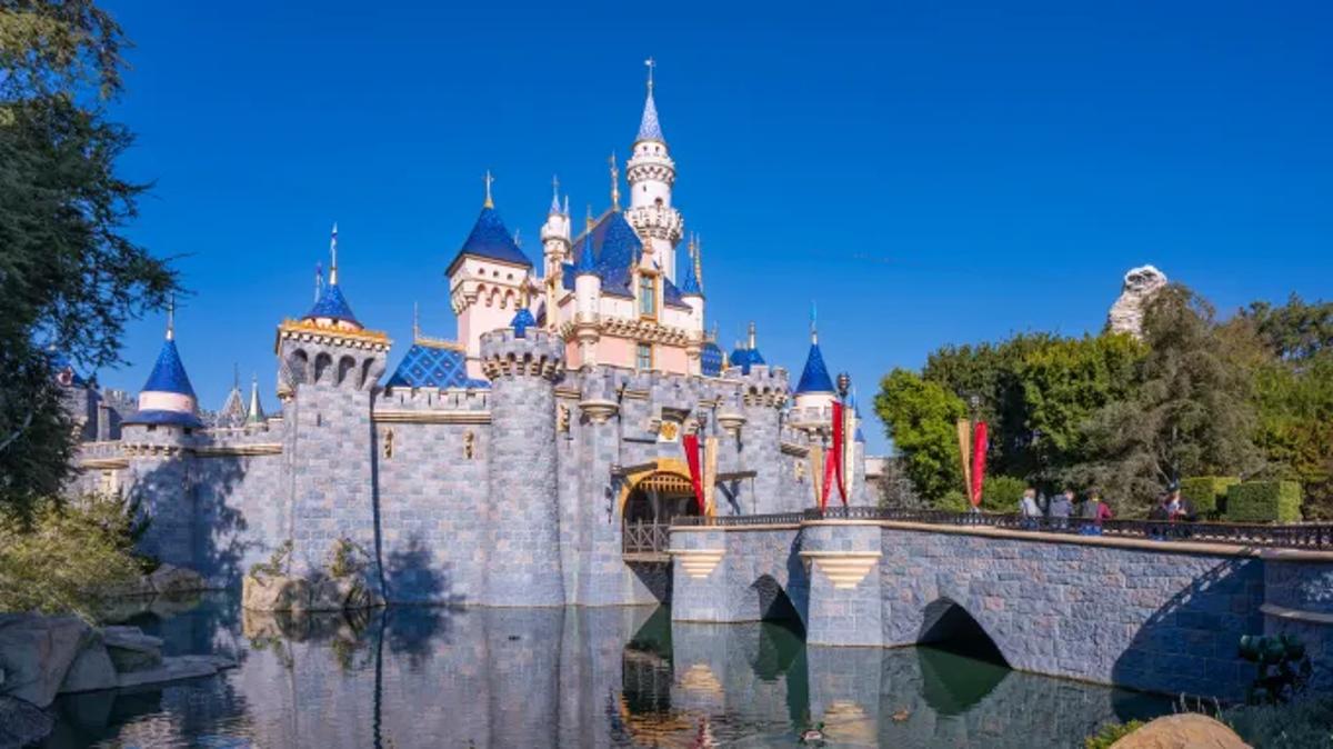Why Disney Shares Rose After Park Attendance Fell