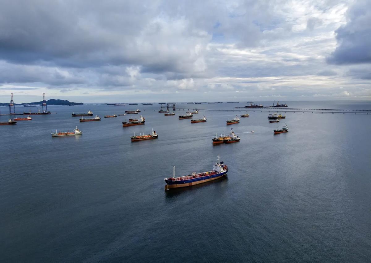 Hormuz Crisis Strains Global Trade as Cost Pressures Spread