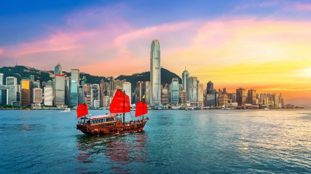 Standard Chartered Launches Hong Kong Crypto Custody