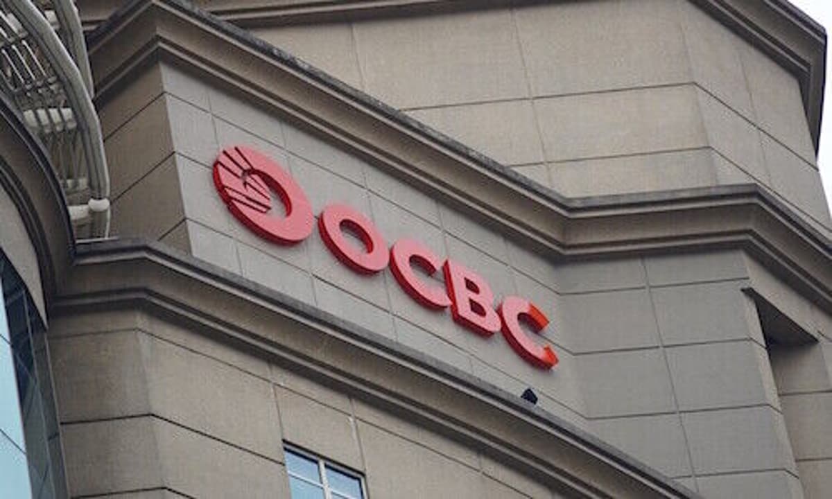 OCBC Profit Rises on Fee Gains