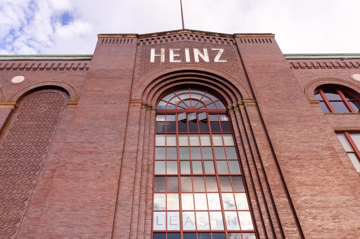 Kraft Heinz Split in Doubt as Weak Performance Blunts Break-Up Case