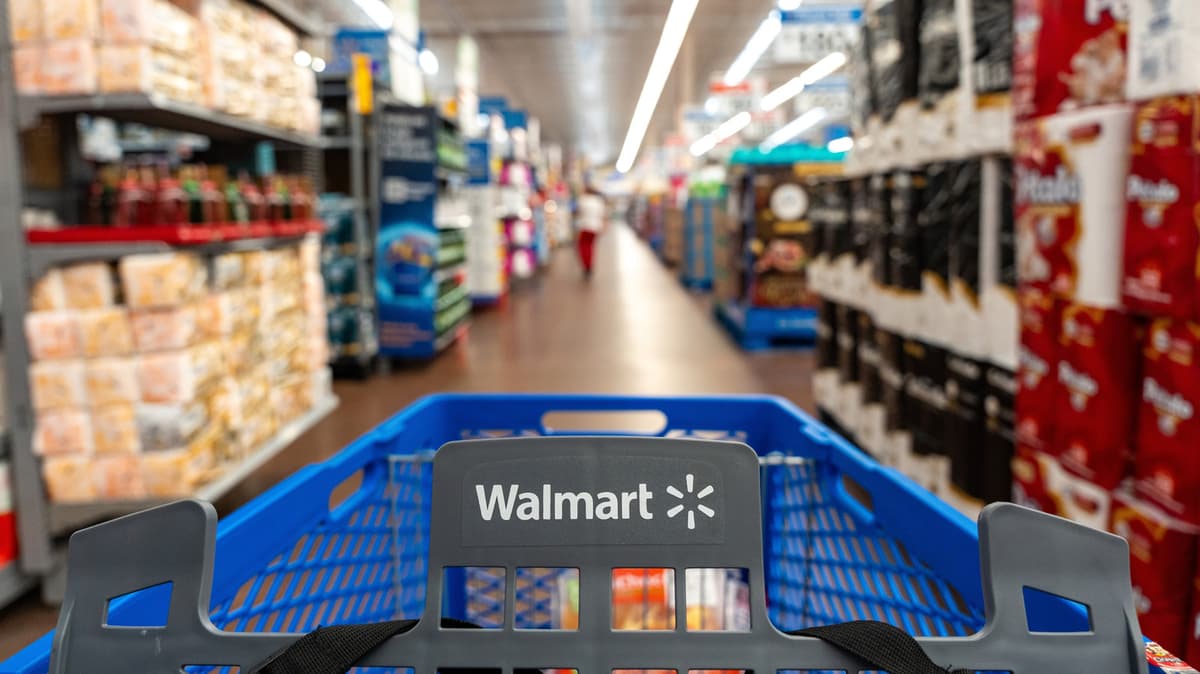 10 Walmart High-Fiber Finds That Belong In Your Shopping Cart