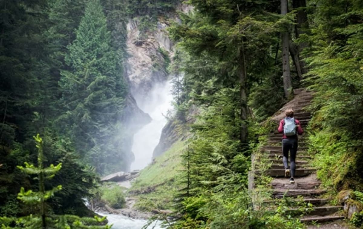 Expedia Group Survey: How Gen Z & Millennials Are Reshaping Sustainable Travel