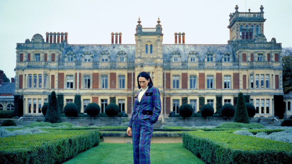 ‘Lady’ Trailer: Sian Clifford Stars in Surreal British Comedy Opening in UK Cinemas This July