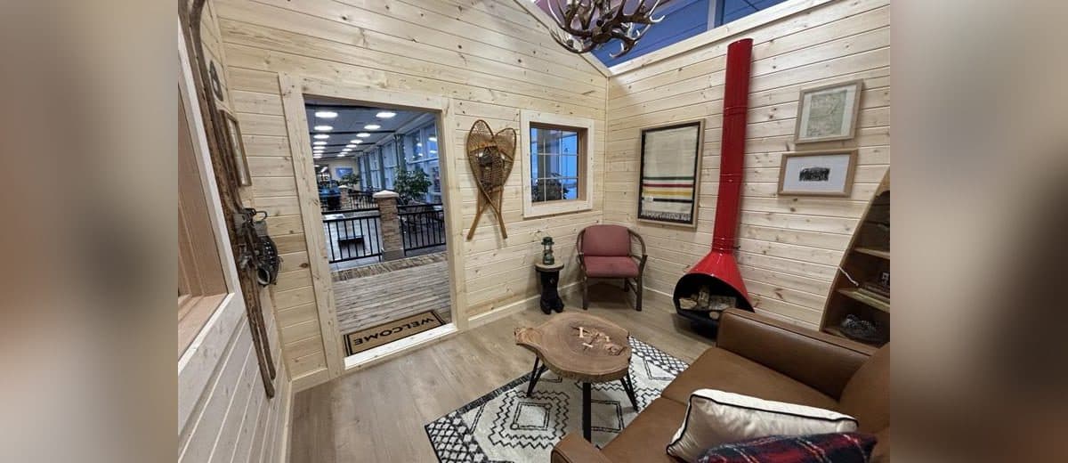 Tourism Jasper Launches Cabin Experience at Edmonton International Airport